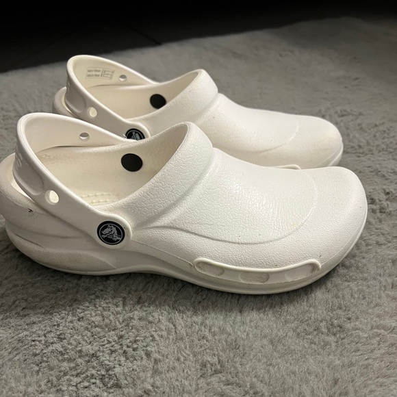 Crocs - Picture 1 of 2